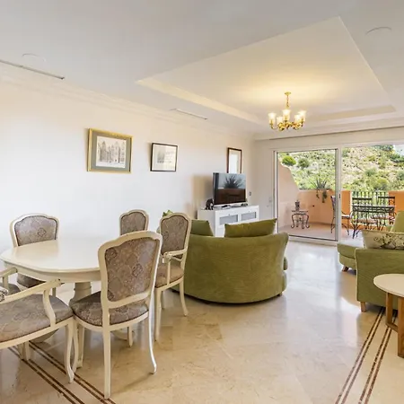 Mayfair Apartment