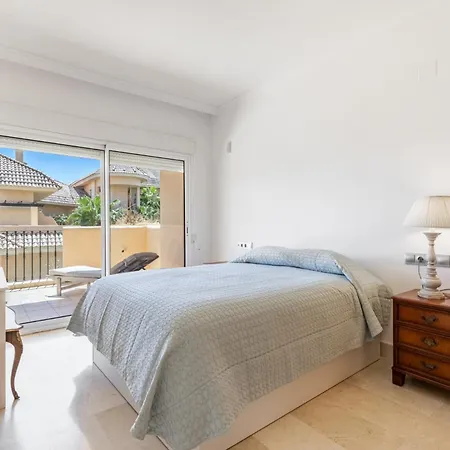 Mayfair Apartment